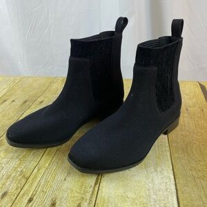 Vivaia Black Ankle‎ Boots Euro 36 US 4.5